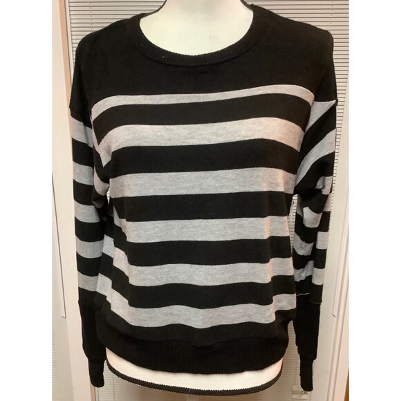 Red Haute Grey & Black Stripe Knit Blouse — NWT — SMALL - Picture 2 of 9